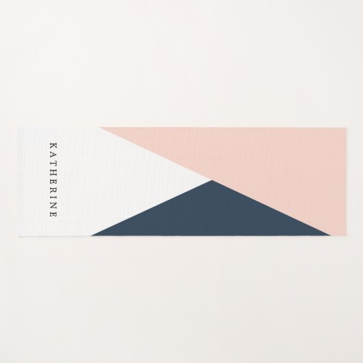 エレガント赤面ピンクとネイビーブルーの幾何三角形 ヨガマット (正面(横))