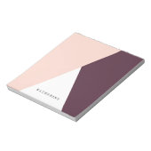 エレガント赤面ピンクとブルゴーニュの幾何三角形 ノートパッド (回転)