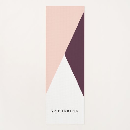 エレガント赤面ピンクとブルゴーニュの幾何三角形 ヨガマット (正面)