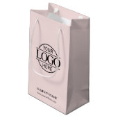 エレガント赤面ピンク企業の会社のロゴ スモールペーパーバッグ (裏面アングル)