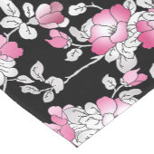 エレガント赤面ピンク白ブラック花柄 ショートテーブルランナー (コーナー)