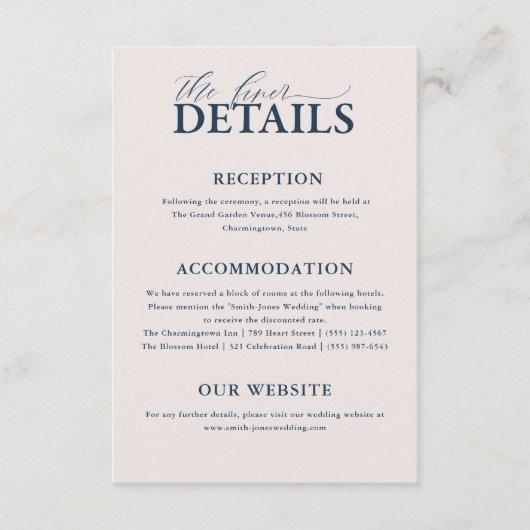 エレガント赤面&ブルータイポグラフィ結婚詳細 エンクロージャーカード (正面)