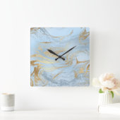 エレガント金ゴールドと淡い青大理石のグリッター スクエア壁時計 (ホーム)