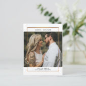 エレガント金ゴールドフレ結婚ームの写真の保存日付 案内ポストカード (スタンド正面)