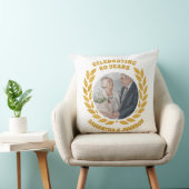 エレガント金ゴールドリース60周年結婚記念写真 クッション (椅子)