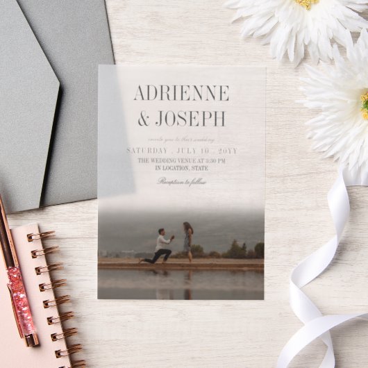 エレガント鉛筆グレー文字結婚写真 ベラム紙招待状 (ウェディング)