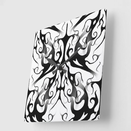 エレガント顔インファイア&フレイムス部族デザイン スクエア壁時計 (傾斜)