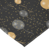 エレガント黒と金ゴールドのバルーン テーブルクロス (アングル)