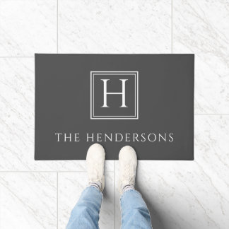エレガント グレー モノグラム ファミリーネーム ドアマット