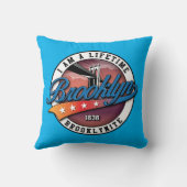 エレガント ミニマル シンプル ブルックリン ロゴ デザイン クッション (裏面)