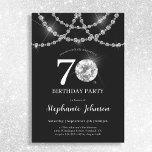 エレガントDiamonds Black 70th Birthdayパーティー 招待状<br><div class="desc">エレガントDiamonds Black 70th Birthday Party Invitation.エレガンスと華やか素晴らしな、この節目の誕生日の招待で輝くモダン準備ができてきらきら光る!このデザインは、洗練された背景に輝くスパークお洒落ルなダイヤモンドのイメージを備え、豪華なお祝いのオーラを作り出している。シックなエレガントスクリプトとフォントのバランスが美しいモダンタイポグラフィで、招待のすべての詳細はハイエンドガラスを醸し出す。この招待は、キラキラの魅力、ダイヤモンドの洗練さ、そして本当に魅力的なイベントの興奮を集めるマイルストーンの誕生日に最適である。さあ祝スタイルだ!</div>