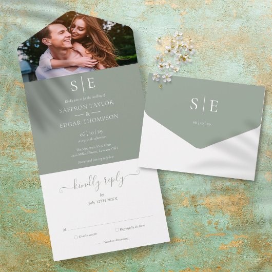 エレガントSage Green Monogram Photo結婚's オールインワン招待状