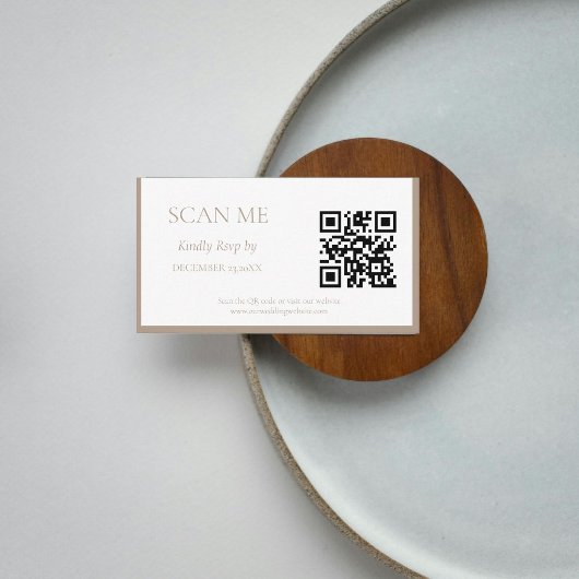 エレガントTaupe Botanical crest monogram結婚's エンクロージャーカード