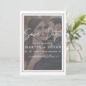 エレガントVellum Hand Lettered Overlay Photos 結婚 セーブザデート (スタンド正面)