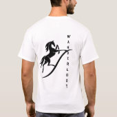 "エレガントWanderlust"馬のデザイン Tシャツ (裏面)