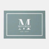 エレガンモノグラムのセージ緑カスタムの姓 ドアマット (正面)