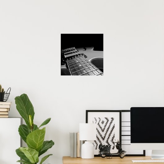 エレキギターのクローズアップ – グレーB&W ポスター (ホームオフィス)