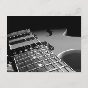エレキギターのクローズアップ – グレーB&W ポストカード