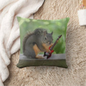 エレキギターを演奏しているリス クッション (ブランケット)