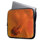 エレクトロニクスバッグオダマキ（植物）花編集オレンジ ラップトップスリーブ (正面左)