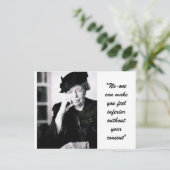 エレノア・ルーズベルト – 誰もあなたを作る感じことができない… ポストカード (スタンド正面)