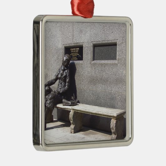 エレノアRigbyの彫像、リヴァプールイギリス メタルオーナメント (右)