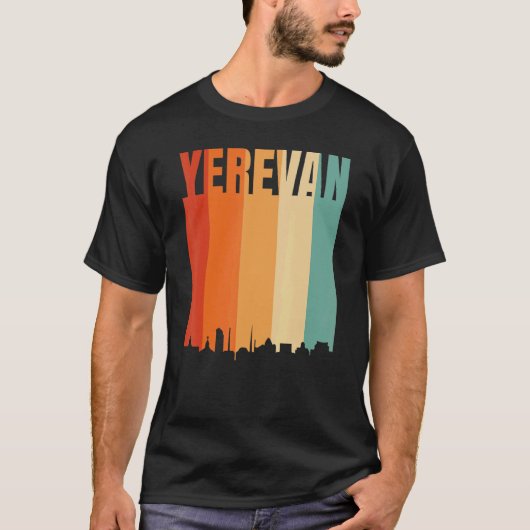 エレバンスカイライン Tシャツ (正面)