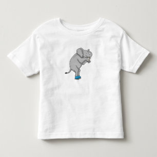 エレファントアイススケートで滑るアイススケート トドラーTシャツ