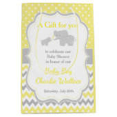 エレファントイエローとグレーの赤ちゃんシャワーありがとう ミディアムペーパーバッグ (正面)