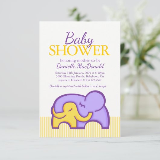 エレファントハグ赤ちゃんシャワー紫の黄色の招待 招待状 (スタンド正面)