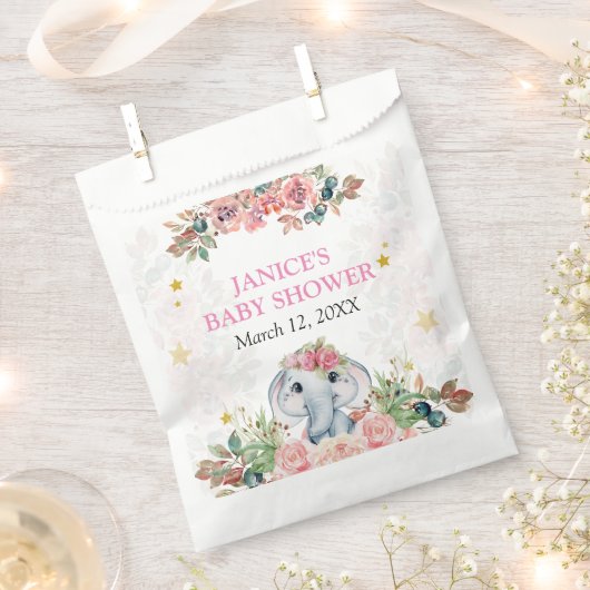エレファントベビーシャワーギフトラベル フェイバーバッグ (クリップ留めされた状態)
