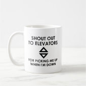 エレベーターに向かって叫ぶ コーヒーマグカップ (左)