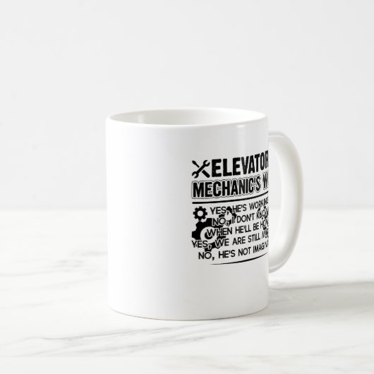 エレベーターの整備士の妻のマグ コーヒーマグカップ (正面右)