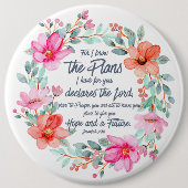 エレミヤ29:11わたしは計画を知っているピンクのフローラ 缶バッジ (正面)