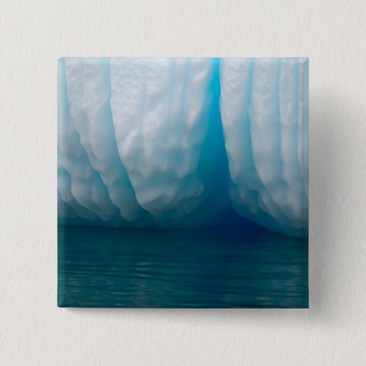 エレラ海峡の青い氷山 缶バッジ (正面)