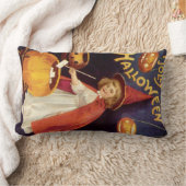 エレン・クラップスダルによるヴィンテージのかわいいハロウィーンの魔女 ランバークッション (ブランケット)