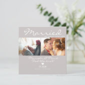 エロモダンープシンプルハートカップルお祝い カード (スタンド正面)