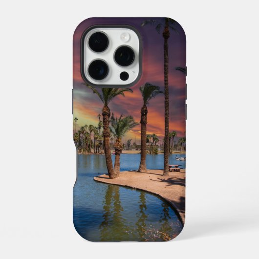 エンカントパークでのドラマチックな日没 iPhoneケース (裏面)