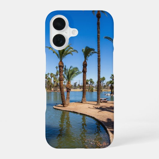 エンカントパークの美しい春風景 iPhone 16ケース (裏面)