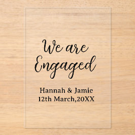 エンゲージカップル名日付カリグラフィスタイリッシュ アクリル招待状