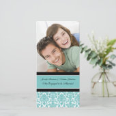 エンゲージメント発表 フォト カード ティール ダマスク (スタンド正面)