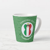 エンジェルイタリアンクリスマス国旗パーソナライズされた カフェラテマグ (右アングル)