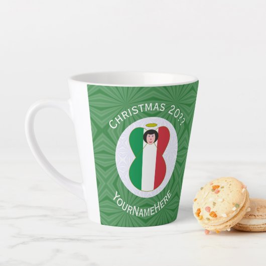エンジェルイタリアンクリスマス国旗パーソナライズされた カフェラテマグ (インサイチュ)