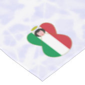 エンジェルイタリアンフラッグ赤と白オン テーブルクロス (アングル)
