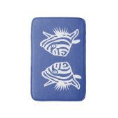 エンジェルフィッシュソフトブルー&ホワイトコースタルデコ バスマット (正面縦)