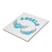 エンジェル・ペット・ポーズ・イン・ブルー タイル (側面)