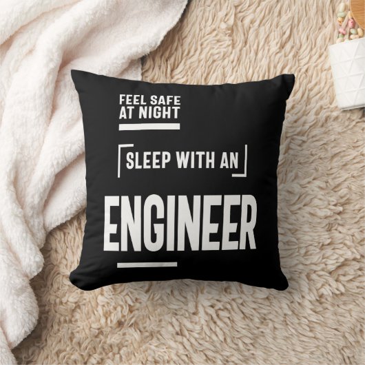 エンジ感じニアと一緒に夜の安全な睡眠 クッション (ブランケット)