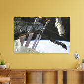 エンデバーの腕が宇宙状態国際的の中 キャンバスプリント (インサイチュ (リビング))