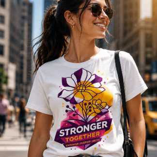 エンパワーメントとトレンディなデザイン トライブレンドTシャツ