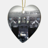 エンブラエル145のフライトデッキ セラミックオーナメント (左)